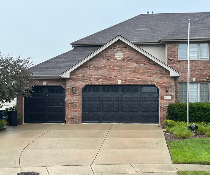 Garage doors installed by World of Doors in the Chicago Suburbs
