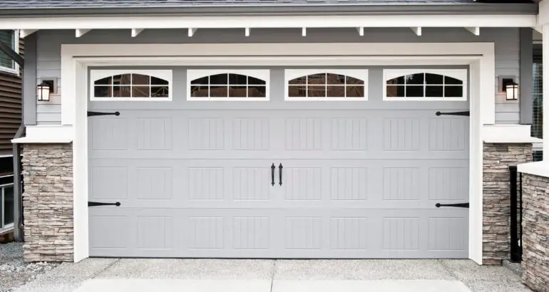 Garage doors services