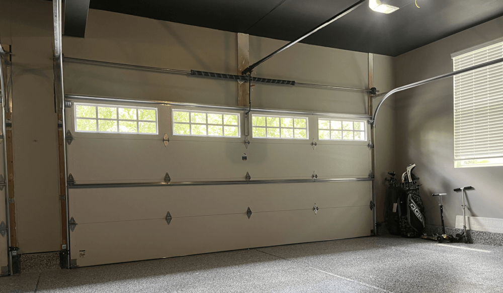 Regular garage door.